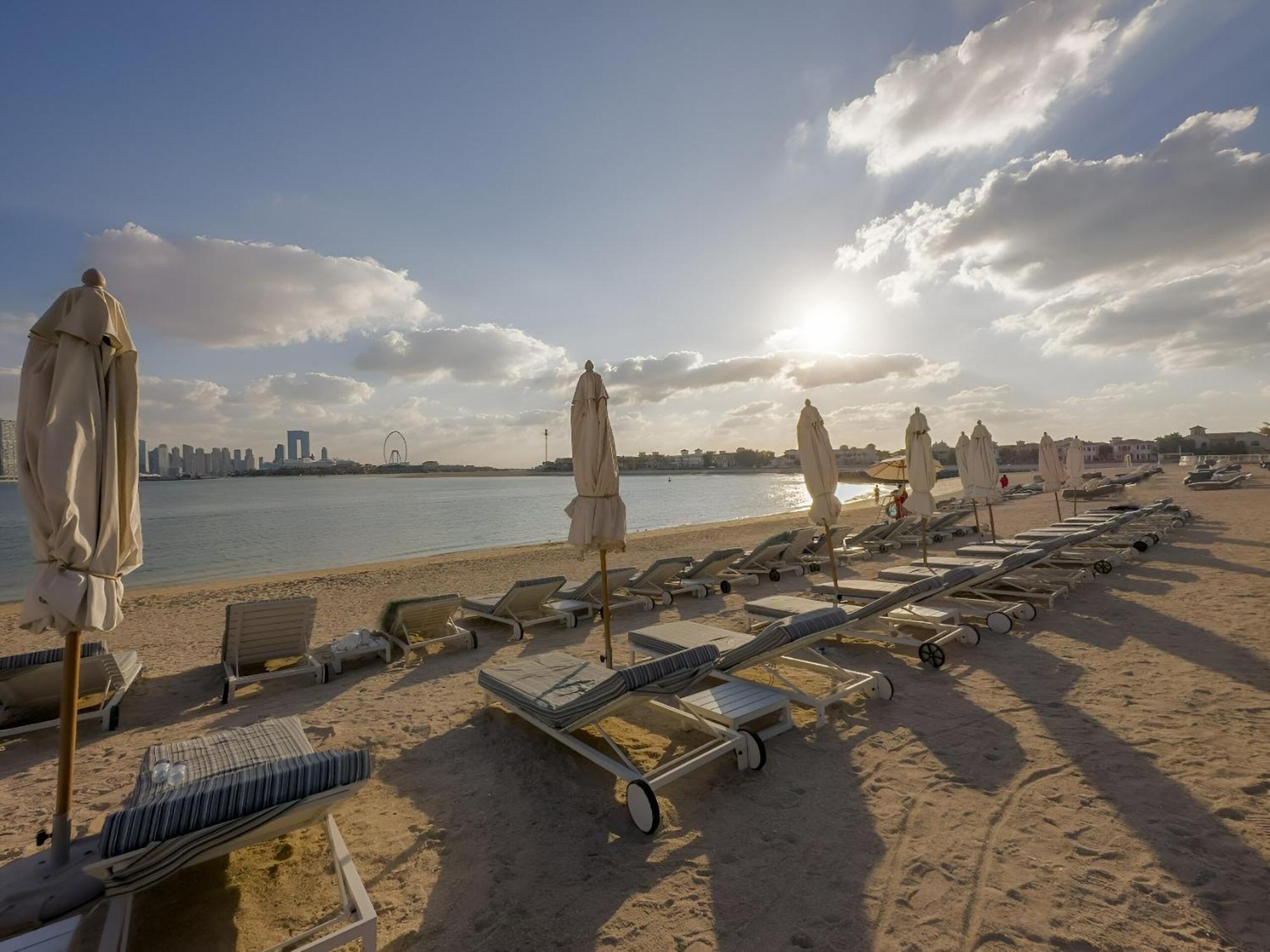 Oceana Residences, The Palm Jumeirah - Mint Stay Dubai Buitenkant foto